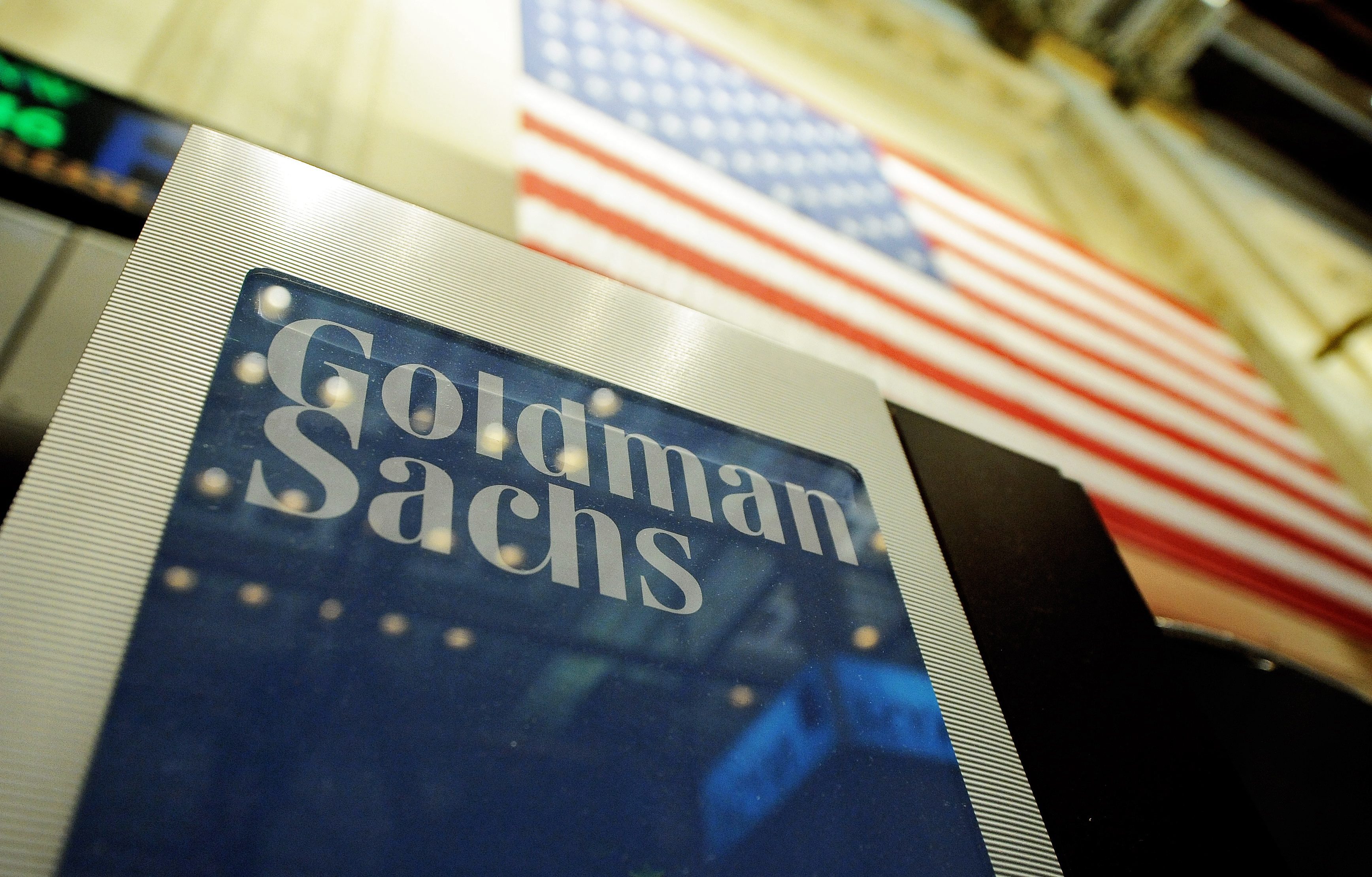 Je hoeft maar 1 dollar op een nieuwe spaarrekening van Goldman Sachs te zetten om er een te openen. Dat is een omslag voor de zakenbank, die in het klantenbestand tot nu toe voornamelijk klanten met veel geld en macht heeft staan.