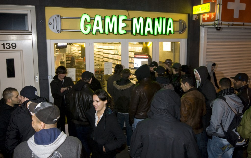 De winkels van Game Mania gaan na jaren onder de vlag van Free Record Shop weer een eigen koers varen. Peter Bergmans, Benny Cockx en Etienne Delrue, die de keten circa 20 jaar geleden oprichtten, worden opnieuw eigenaar. Dat maakte Game Mania maandag bekend.