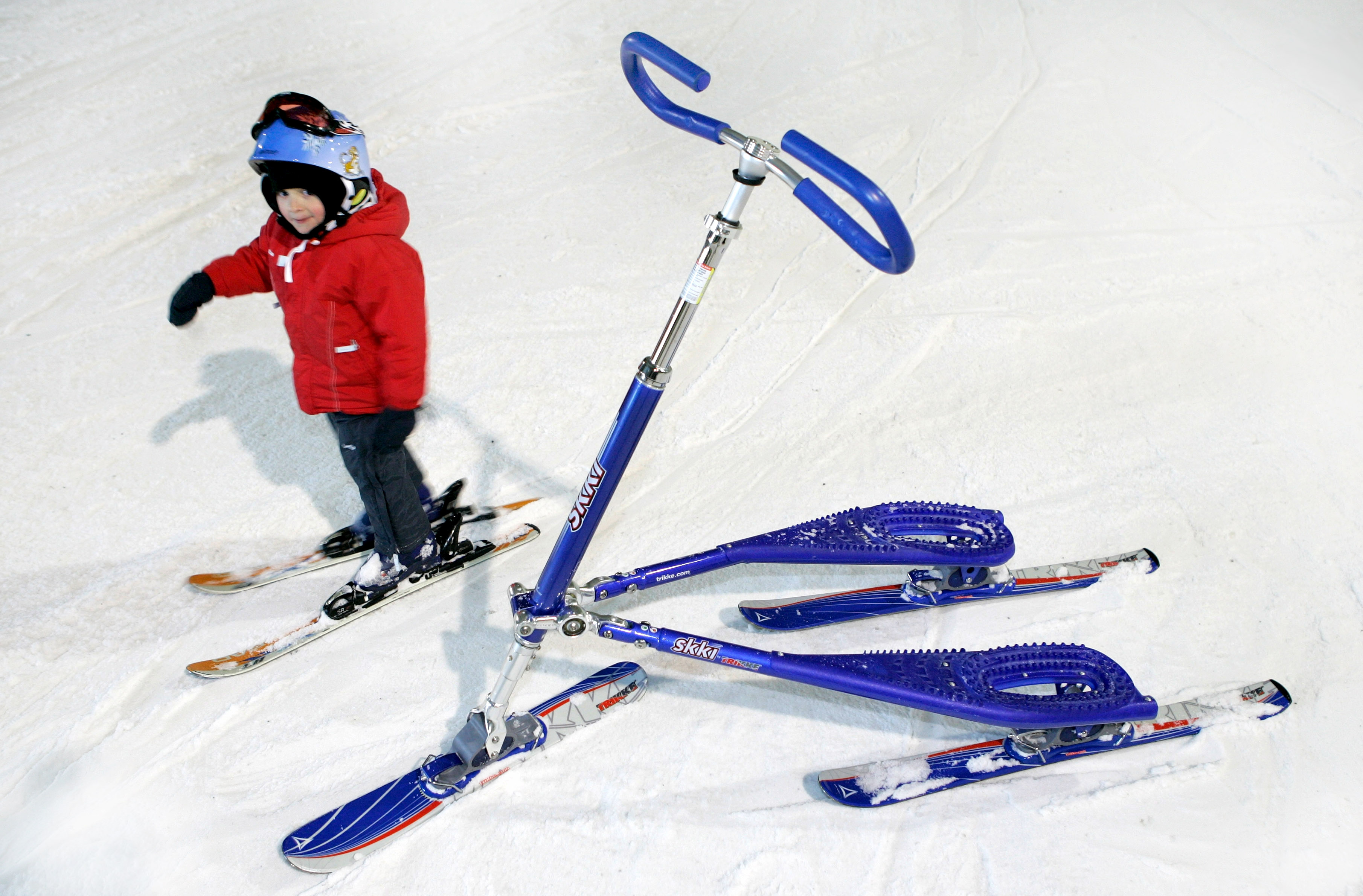 De AEX-Index liet dinsdag weinig beweging zien. Maar leeg beursfonds Fornix klom fors, op het nieuws dat de notering overgaat naar de uitbater van skihallen Snowworld. Op de Europese beurzen werden dinsdag kleine winsten geboekt.