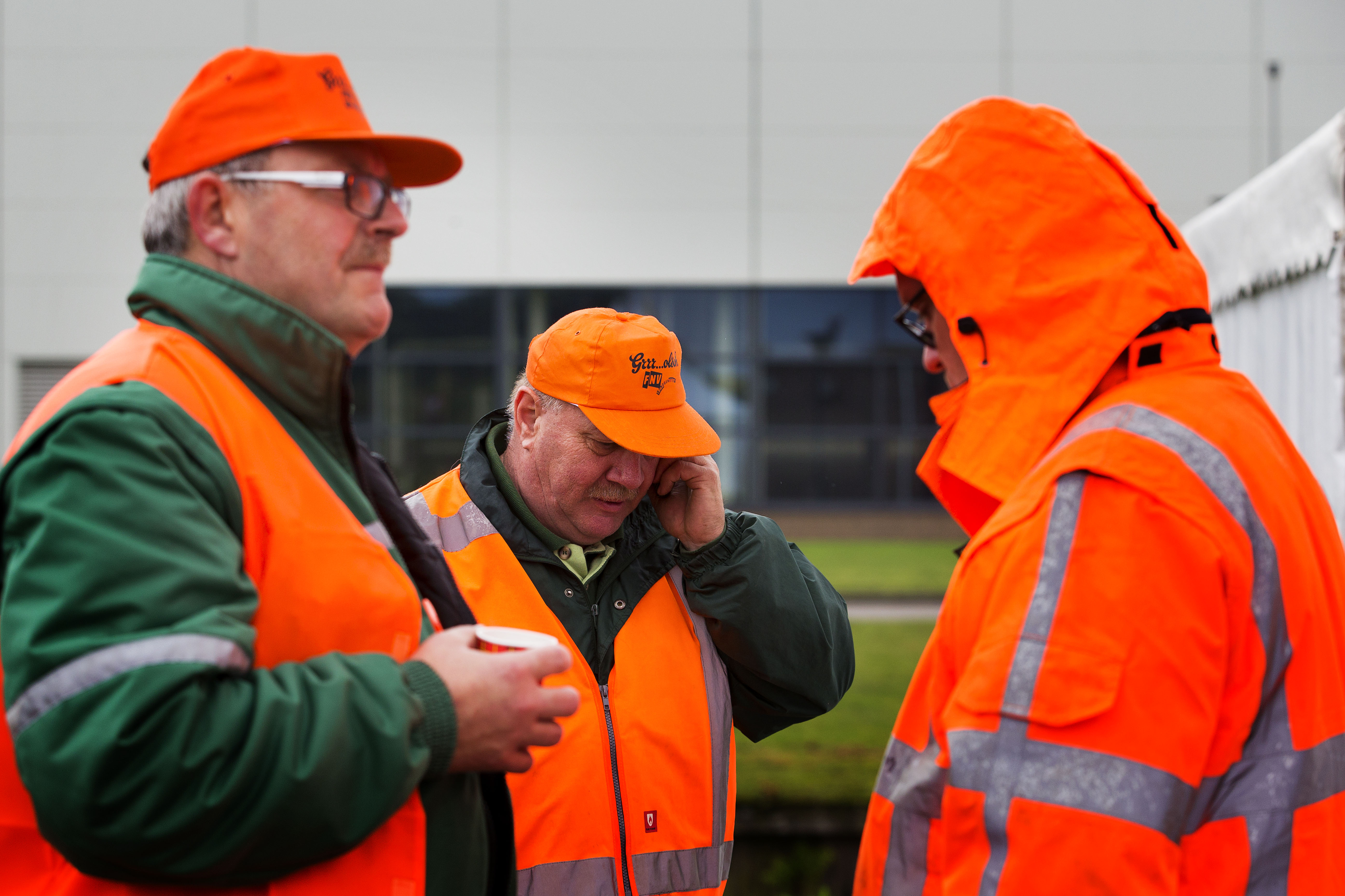 Het aantal mensen dat lid is van een vakbond blijft teruglopen. Eind maart telden de vakbonden in Nederland bij elkaar bijna 1,8 miljoen leden, 52.000 minder dan een jaar eerder. Dat maakte het Centraal Bureau voor de Statistiek (CBS) donderdag bekend.