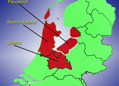 De onderhandelingen over een superprovincie zijn mislukt. De fractieleiders van PvdA, D66 en GroenLinks hebben dat donderdag gezegd na besprekingen met het kabinet. Naast de regeringspartijen VVD en PvdA was steun van D66 en GroenLinks nodig voor een meerderheid in de Senaat. Jaren wordt er al gesteggeld over de superprovincies. VVD en PvdA spraken in het regeerakkoord af om de twaalf provincies terug te brengen tot vijf landsdelen en te beginnen met een superprovincie van Noord-Holland, Flevoland en Utrecht. Maar in die provincies bestaat veel verzet tegen de plannen. Het kabinet onderhandelde sinds vorige week met D66 en GroenLinks over hun eisen om te kunnen instemmen met de eerste megaprovincie. Die onderhandelingen liepen donderdag spaak. Verschillen niet overbrugbaar Volgens PvdA-leider Diederik Samsom waren de verschillen te groot en niet overbrugbaar. Het kabinet moet nu bepalen op welke manier het verder wil met het plan, "maar er is nu geen politiek draagvlak voor'', zei hij. Samsom zei dat hij het voorstel graag door had willen zien gaan. Veel dingen zijn wel met succes afgesproken met de oppositie, benadrukte hij, maar het is nu een keer niet gelukt. PvdA-minister Ronald Plasterk heeft er volgens hem alles aan gedaan om het voorstel te laten slagen. Maar oppositiepartijen zijn nu eenmaal niet verplicht om mee te werken, aldus Samsom. Wetsvoorstel kan er nog komen Volgens Pechtold staat het wel het kabinet vrij met een wetsvoorstel over een superprovincie te komen en zal hij daar gewoon naar kijken. Het overleg is volgens hem mislukt omdat de ideeën te ver uit elkaar liggen. Ook GroenLinks-fractieleider Bram van Ojik zei dat de verschillen tussen de partijen te groot waren om er op korte termijn uit te komen. "Het kabinet kent nu onze wensen." Het plan voor een superprovincie is wat hem betreft mislukt, tenzij het kabinet nog met een plan komt dat GroenLinks toch ziet zitten. "Maar dat zou me verrassen'', aldus Van Ojik.