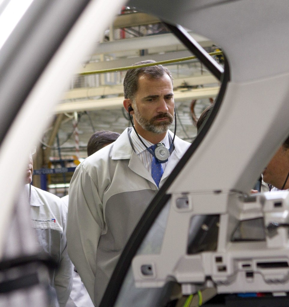 De industriële productie in Spanje en Frankrijk is in november gegroeid ten opzichte van een jaar eerder. Dat meldden de statistiekbureaus van beide landen vrijdag. De Franse industrie produceerde 1,5 procent meer dan in november 2012. De groei volgde op een afname van de productie met 0,3 procent in oktober en was aanzienlijk sterker dan verwacht. Economen voorspelden gemiddeld een plus van 0,9 procent. In Spanje steeg de industriële productie, gecorrigeerd voor verschillen in werkdagen, met 2,7 procent ten opzichte van het voorgaande jaar. In Spanje werd in oktober nog een afname met 1,4 procent geregistreerd en werd voor november gerekend op een toename met 2,2 procent.