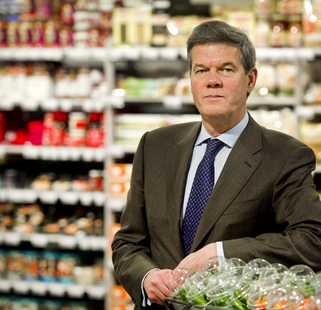 Het marktaandeel van Albert Heijn stond in het vierde kwartaal onder druk, evenals in het kwartaal daarvoor. Moederconcern Ahold gaat daarom nog meer focus leggen op het merk Albert Heijn. Dat maakte supermarktconcern Ahold donderdag bekend bij de presentatie van de omzetcijfers over de laatste drie maanden van 2013.