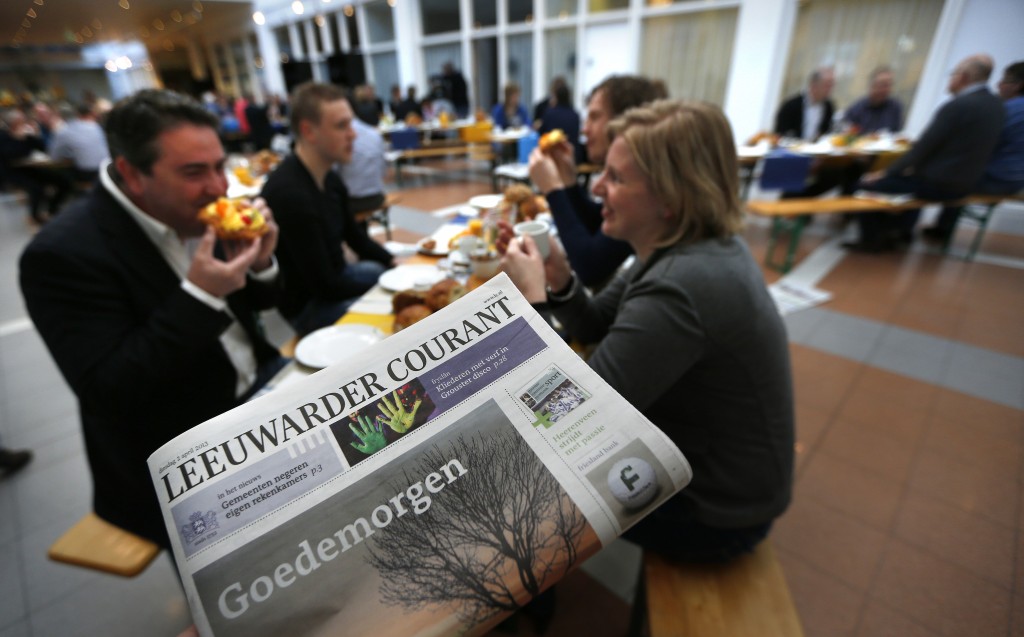 Telegraaf Media Groep en colllega NDC praten al geruime tijd over een mogelijke fusie van hun regionale kranten. Dat melden ingewijden, zo schrijft het Financieele Dagblad dinsdag. De Telegraaf Media Groep (TMG) geeft als regionale uitgever via dochter HDC onder meer het Noordhollands Dagblad, De Gooi- en Eemlander, het Haarlems Dagblad, de IJmuider Courant en het Leidsch Dagblad uit.