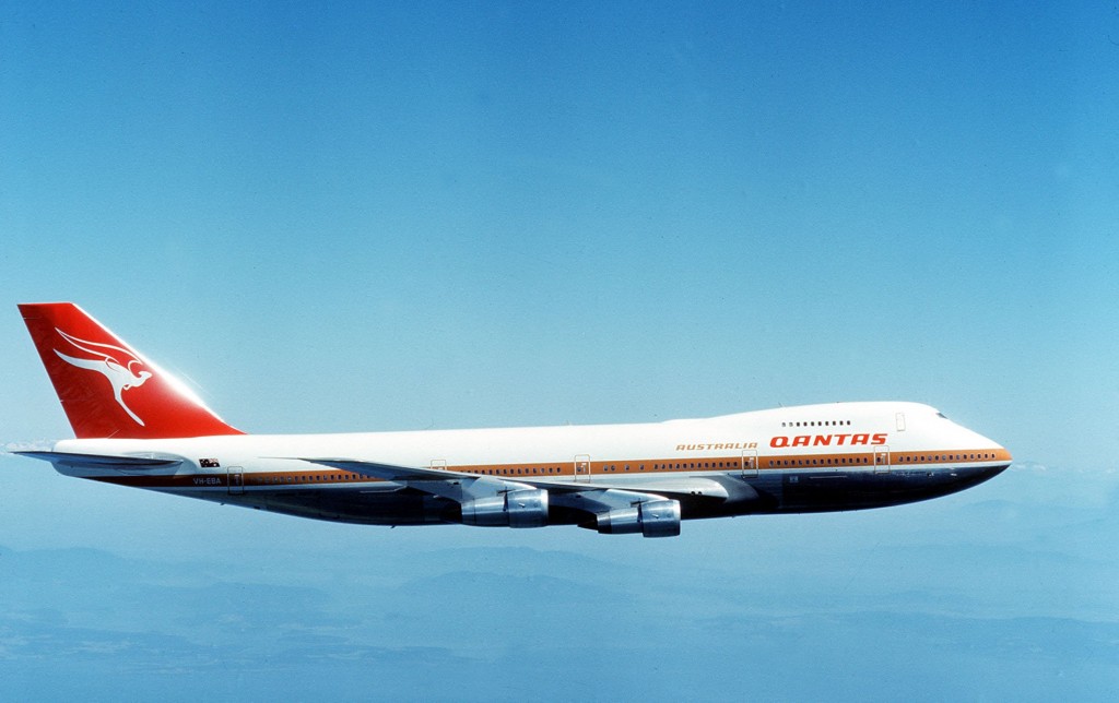 Qantas is nog altijd 's werelds veiligste luchtvaartmaatschappij. Dat is de conclusie van AirlineRatings.com, dat jaarlijks een top twintig van 's werelds veiligste luchtvaartmaatschappijen samenstelt, zo meldt Luchtvaartnieuws.nl. Dat de Australische luchtvaartmaatschappij bovenaan staat is geen verrassing: Qantas was sinds de start van het jet-tijdperk bij geen enkel dodelijk vliegtuigongeval betrokken. Europese luchtvaartmaatschappijen in de lijst zijn KLM, Lufthansa, Finnair, SAS, Swiss en Virgin Atlantic.