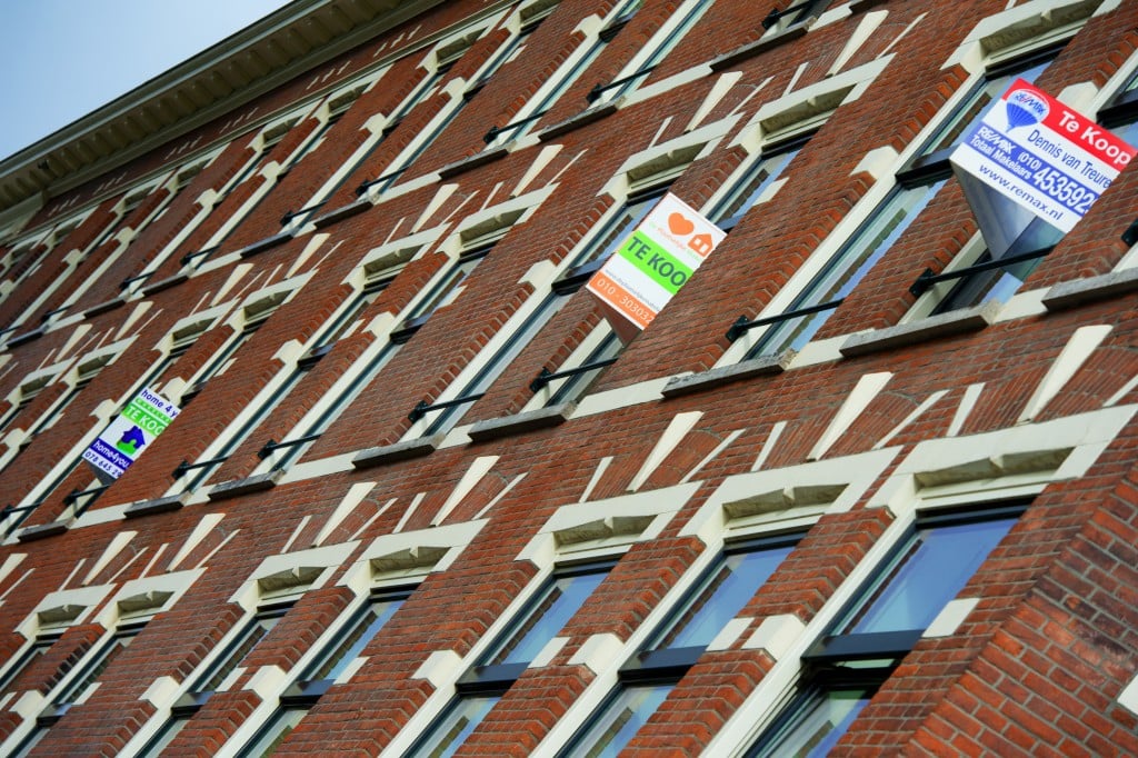 Het aandeel van ING en Rabobank op de hypotheekmarkt is weer wat gegroeid in het laatste kwartaal van 2015. Dat blijkt uit een rapport van IG&H Consulting & Interim.