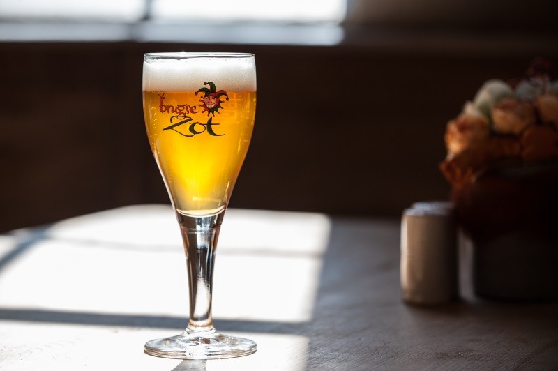 De in Brugge gevestigde bierbrouwerij De Halve Maan wil deze zomer een 2,9 kilometer lange bierpijpleiding in gebruik nemen. Hierdoor moeten speciaalbieren naar de bottelarij stromen