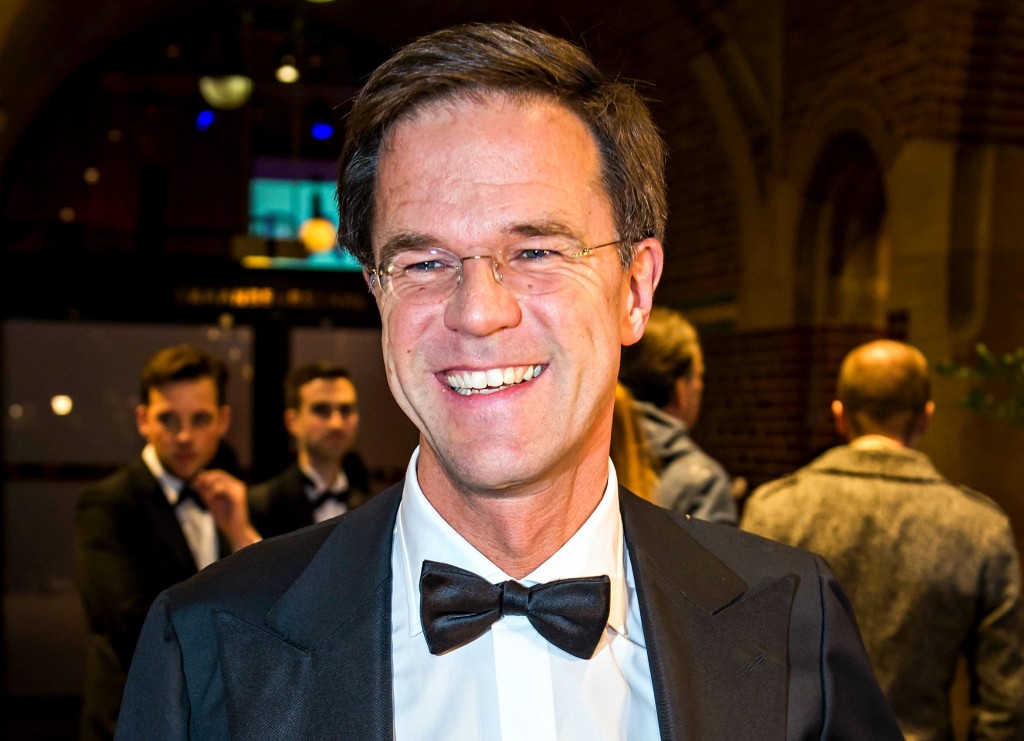 Premier Mark Rutte arriveert in de Beurs van Berlage voor het Nederlandse Correspondents' Dinner.