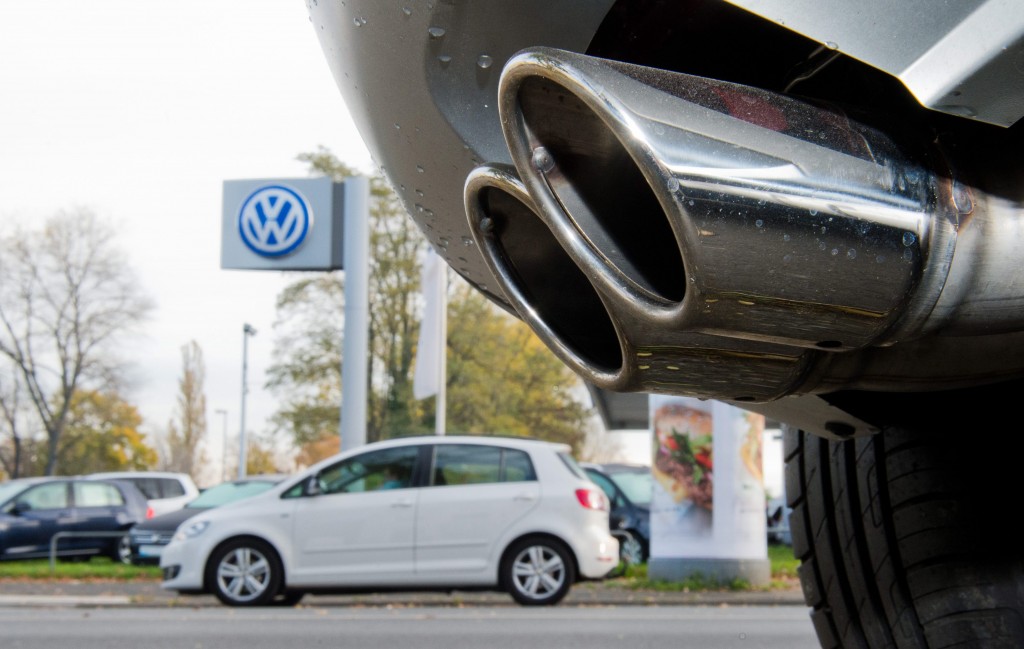 Een Nederlandse stichting probeert een schikking te bewerkstelligen tussen internationale beleggers die zijn gedupeerd bij het schandaal rond de 'sjoemelsoftware' van Volkswagen. De stichting probeert een mondiale schikking af te dwingen.