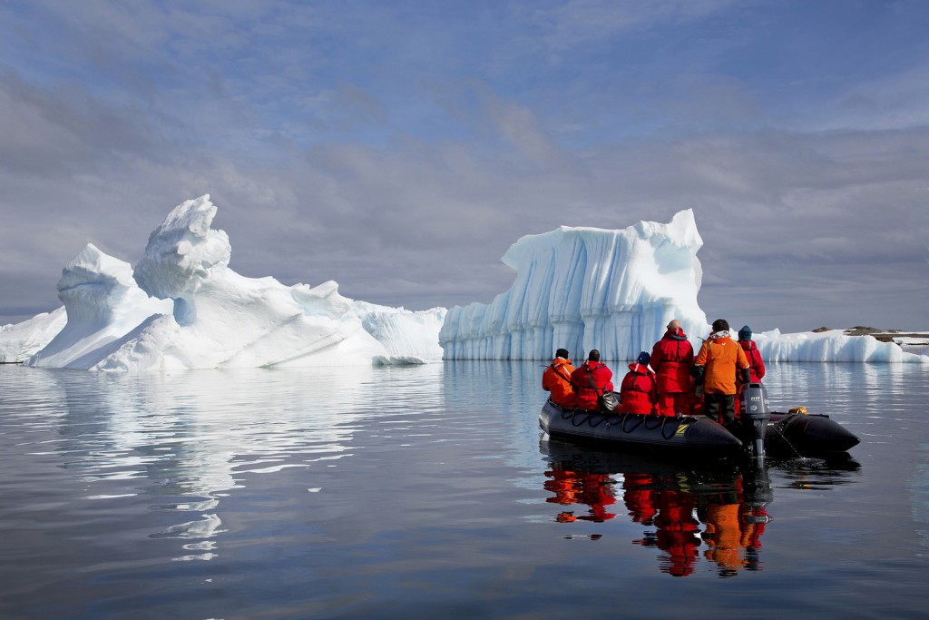 Cruises naar Antarctica worden steeds populairder. Foto: Roderick Elme/Flickr