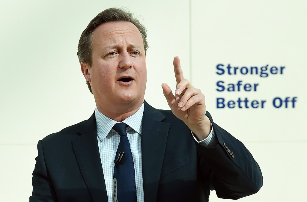 De Britse premier David Cameron heeft gewaarschuwd voor een oorlog als Groot-Brittannië uit de EU vertrekt.