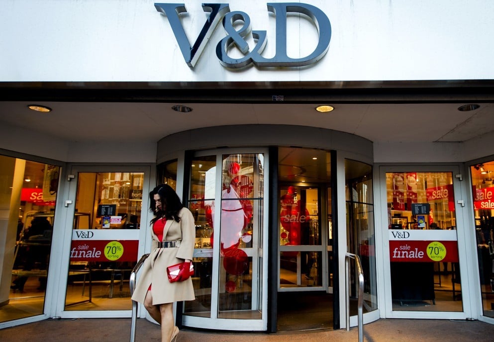 In de vroegere V&D's in Alphen aan den Rijn en Beverwijk komen grote pop-up stores onder de naam WoonXL. Het gaat om tijdelijke woonwinkels die worden opgezet door wooncentrum De Zeehoek, een meubelverkoper uit het West-Friese Andijk.