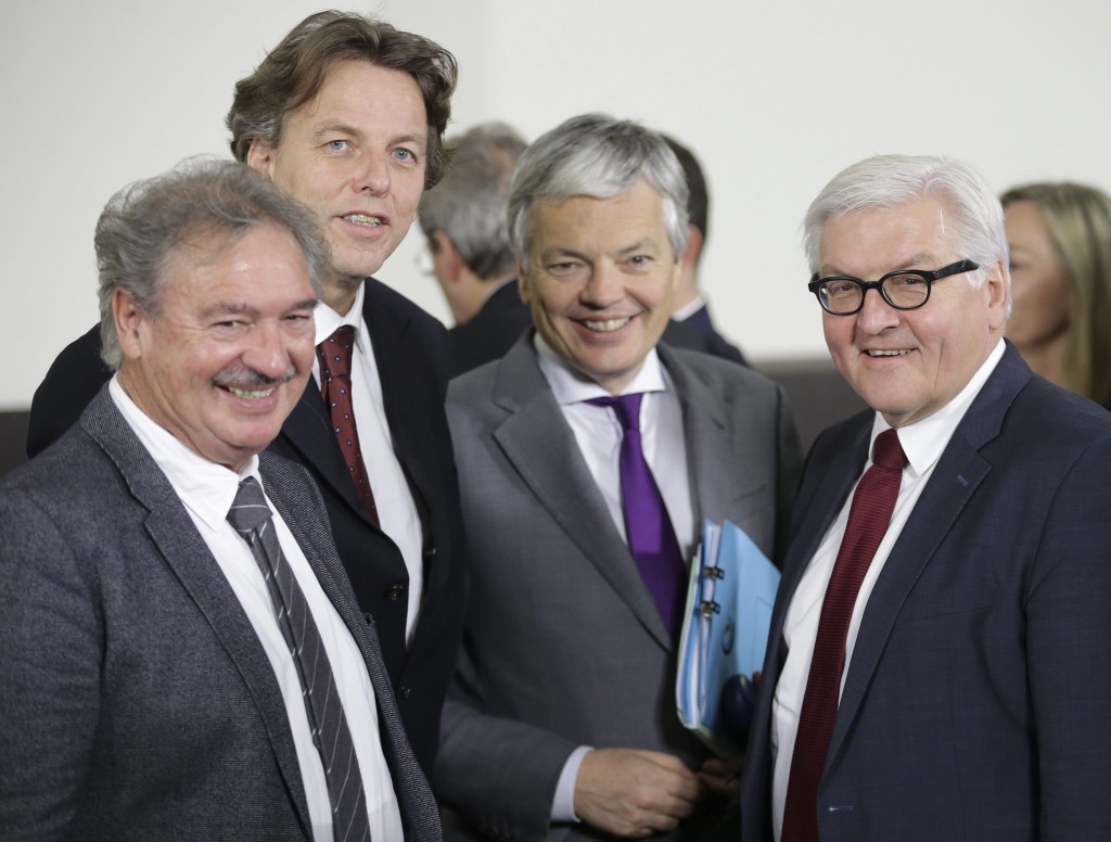 De ministers van Buitenlandse Zaken van de zes staten die aan de wieg stonden van de Europese Unie zijn zaterdag in Berlijn bijeengekomen om zich te beraden over de gevolgen van het Britse referendum over uittreding uit de EU.