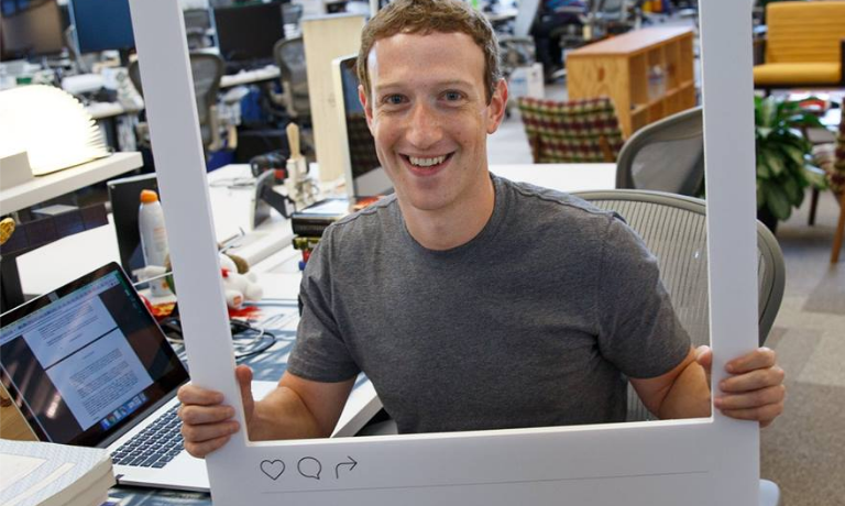 De foto die Mark Zuckerberg op Facebook zette om te vieren dat foto-app Instagram 500 miljoen actieve gebruikers heeft, riep meteen vragen op over de laptop van de oprichter en topman van Facebook. Een blije Mark Zuckerberg: de baas van Facebook vierde dinsdag het bereiken van een nieuwe mijlpaal bij foto-app Instagram: 500 miljoen gebruikers per maand.