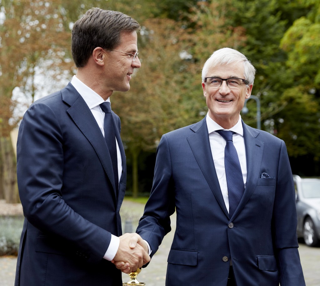 Premier Mark Rutte ontmoet zijn Vlaamse tegenhanger Geert Bourgeois. Foto: ANP
