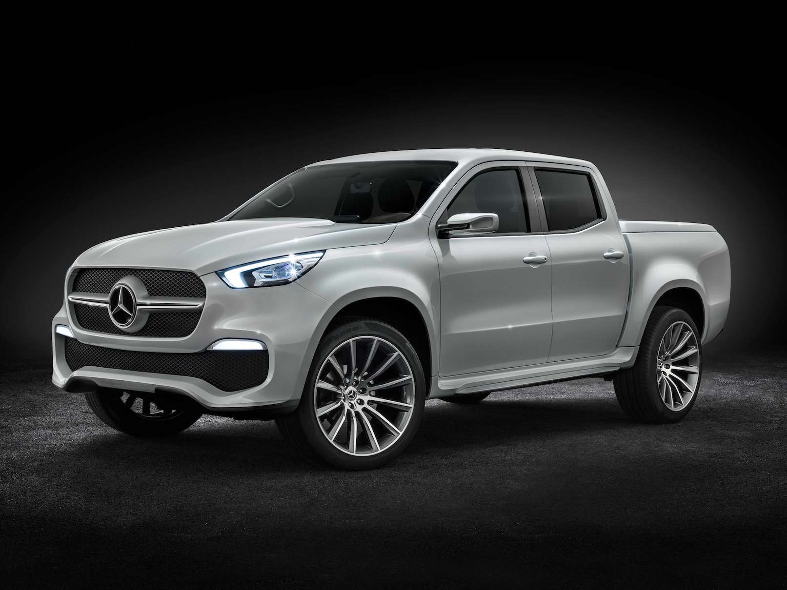The Mercedes-Benz pickup truck is here — and it's called the X-Class - Business Insider