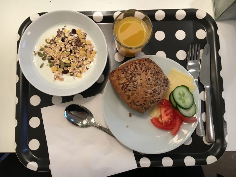 ikea hotell ontbijt zweden almhult