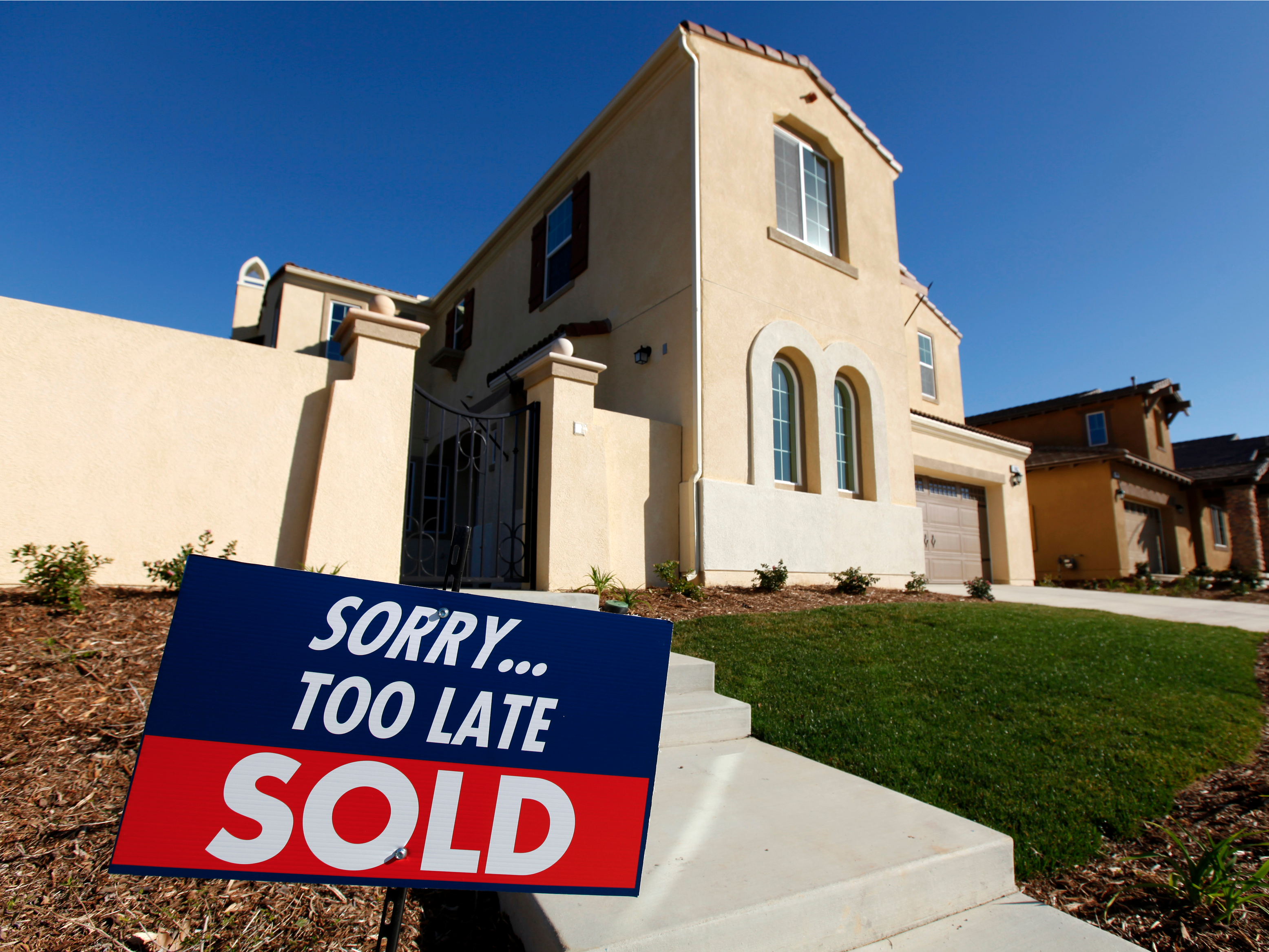 Pending home sales jump despite 'painfully' tight housing market