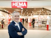 HEMA wil over tien jaar het merendeel van zijn omzet uit het buitenland halen. Volgens topman Tjeerd Jegen van de winkelketen is internationale expansie hét antwoord op de tegenwoordige problemen in de detailhandel.