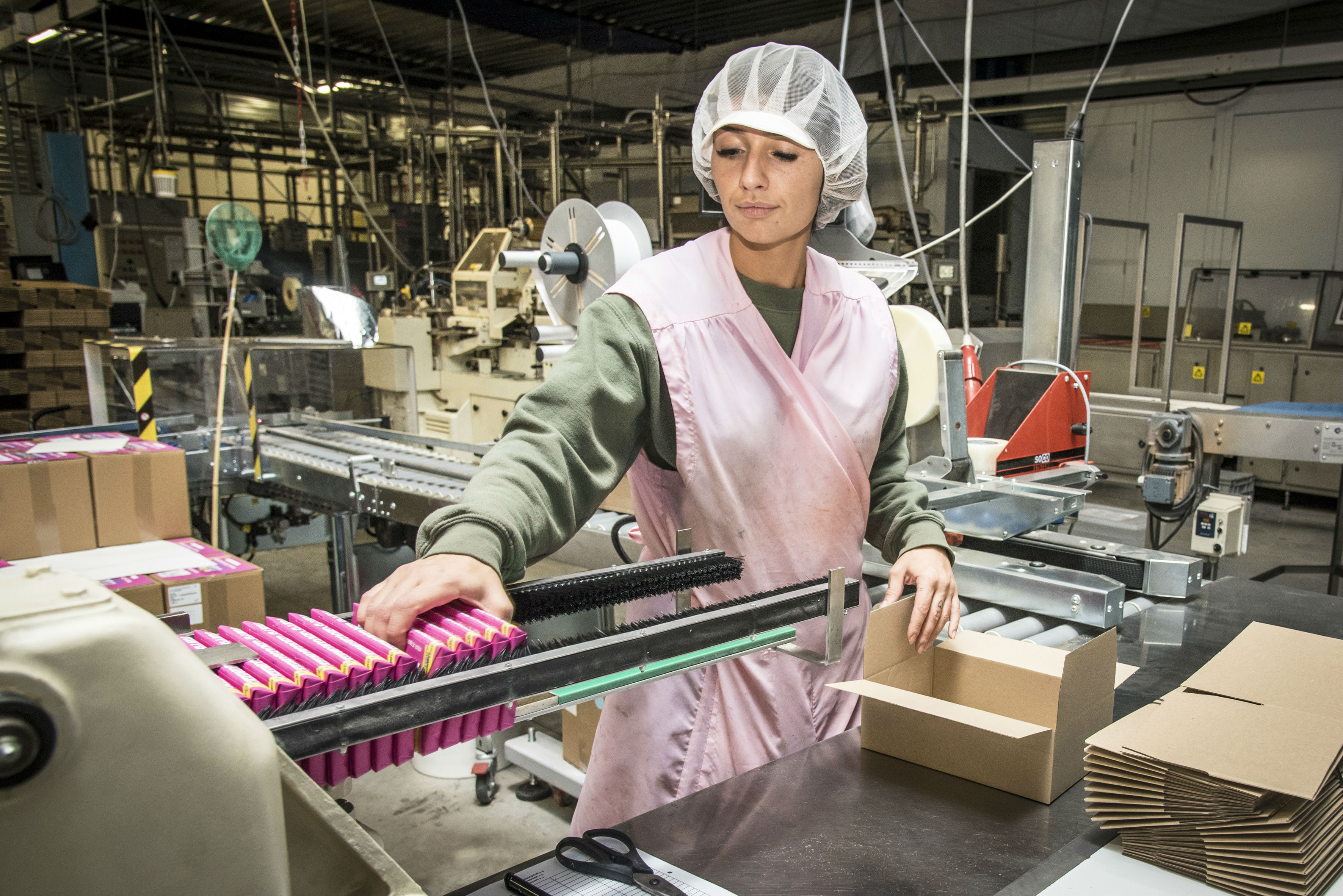 tony's chocolonely perstrip chocolade antwerpen fabriek, chocoladefabriek haven, barry callebaut,