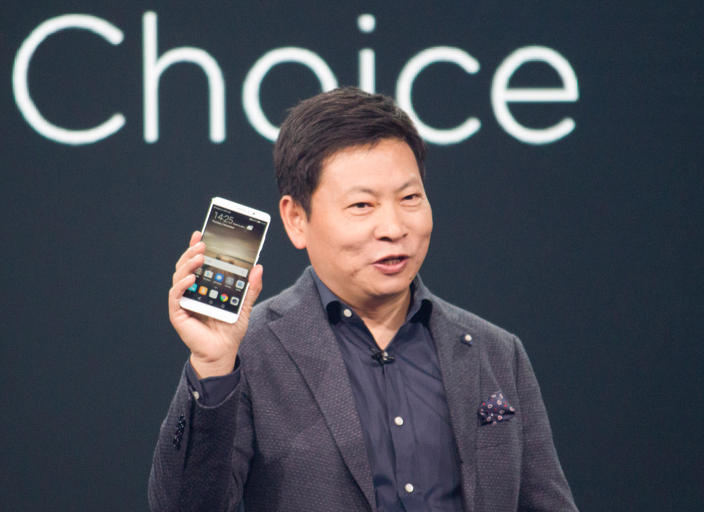 Migratie straffen Afbreken Huawei zegt het luid en duidelijk: onze nieuwe smartphone ontploft niet