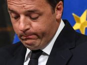 Italiaanse kiezers hebben zondag tegen de ingrijpende staatshervorming gestemd die de regering van premier Matteo Renzi had voorgesteld. Even na middernacht maakte Renzi, zoals aangekondigd, bekend zijn ontslag maandag aan te bieden aan de president. Uit de laatste exitpolls die 's avonds laat direct na het sluiten van de stemlokalen verschenen blijkt bijna 60 procent van de kiezers tegen het voorstel te hebben gestemd. Renzi erkende dan ook de nederlaag, die hij als ,,buitengewoon duidelijk'' bestempelde.