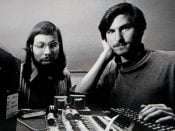 Apple-oprichters Steve Wozniak (links) en Steve Jobs in hun jonge jaren. Foto: Kimberly White / REUTERS