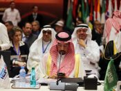 De productiebeperkingen van landen verenigd in oliekartel OPEC samen met olieproducenten als Rusland gaan sneller dan gedacht. Dat meldden olieministers van enkele OPEC-landen bij een bijeenkomst in Wenen.