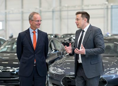 tesla-kamp-tilburg-elon-musk tesla fabriek gigafactory batterij elon musk tilburg brabant born groningen hardenberg