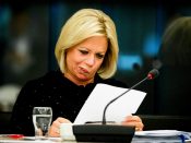 Jeanine Hennis