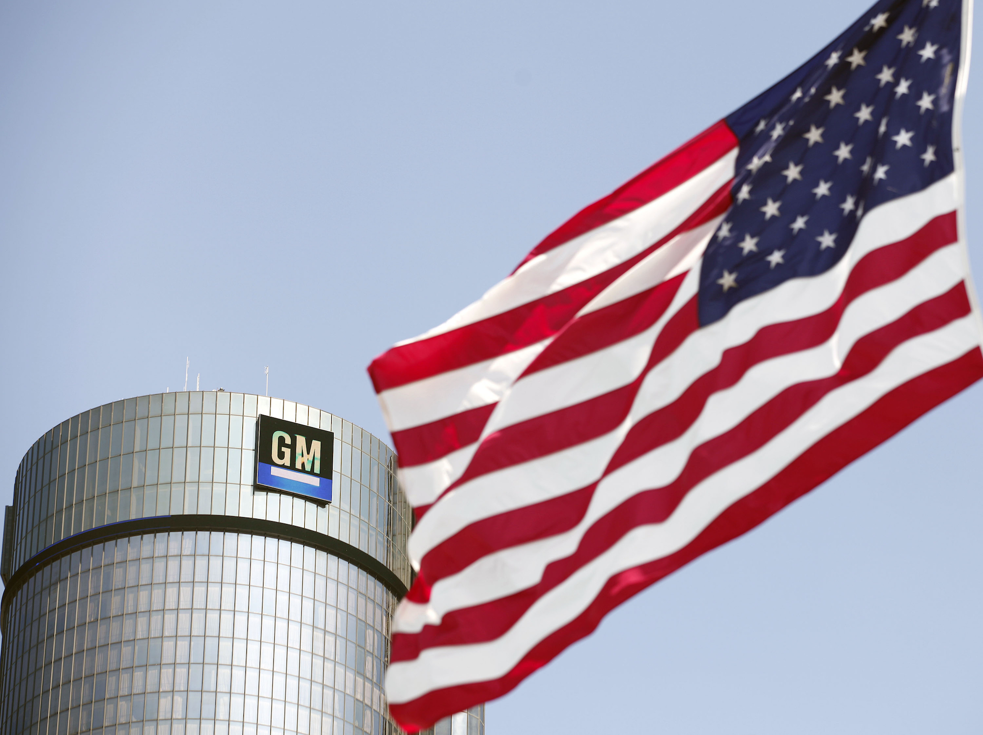 GM beats on 4thquarter earnings and books record 2016 global sales
