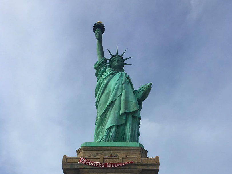 Vrijheidsbeeld, Statue of Liberty, New York, spandoek, vluchtelingen