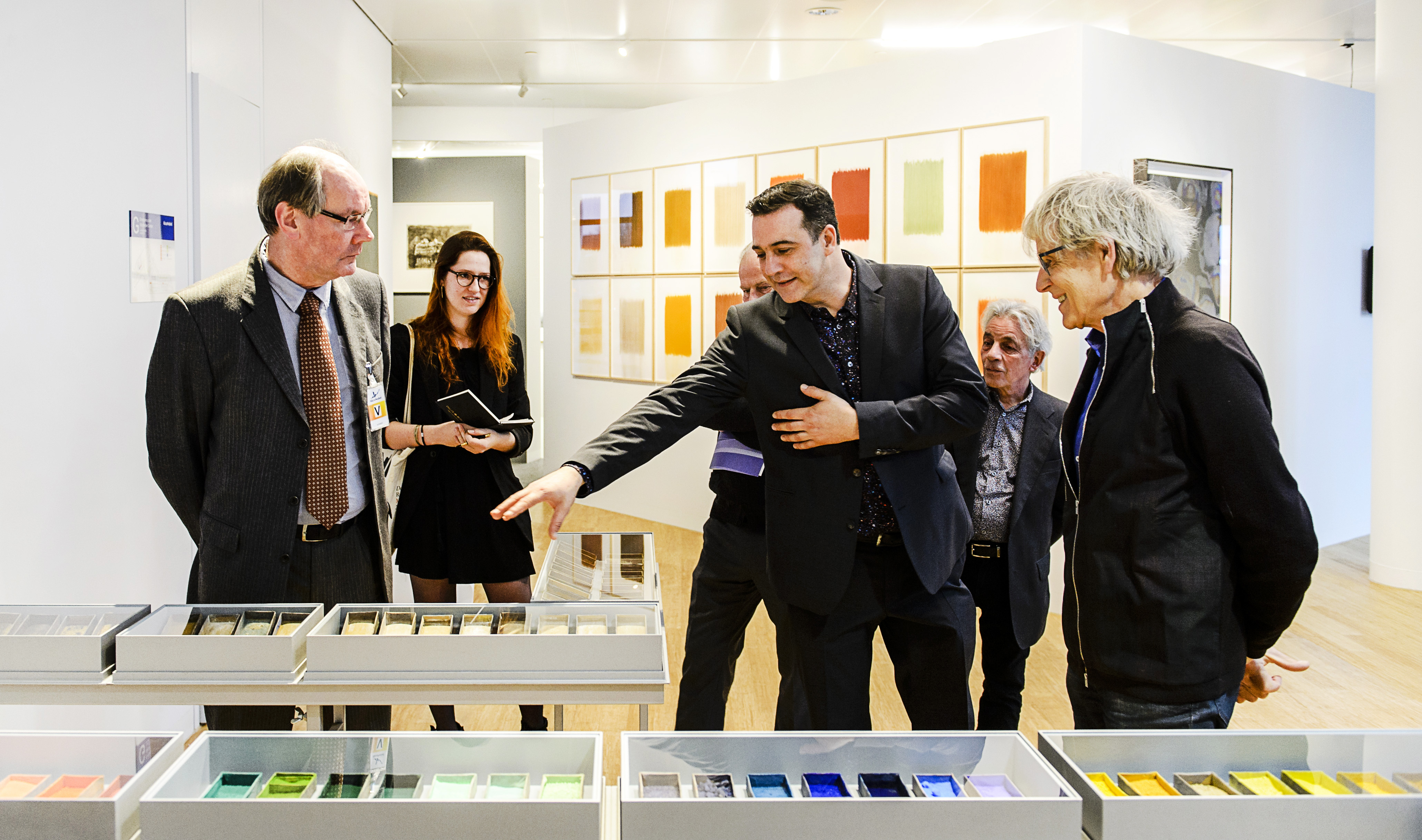 2016-01-27 15:16:29 AMSTERDAM - Interieur van de Art Space tijdens de officiele opening in het nieuwe gebouw van Akzo Nobel aan de Zuidas. ANP REMKO DE WAAL