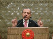 2017-02-08 14:20:17 epa05778016 A handout photo made available by the Turkish President Press office shows Turkish President Recep Tayyip Erdogan speaking during mukhtars (local administrators) meeting in Ankara, Turkey, 08 February 2017. Erdogan meets with mukhtars every month. EPA/TURKISH PRESIDENT OFFICE HANDOUT HANDOUT EDITORIAL USE ONLY/NO SALES