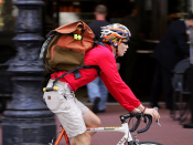 Een fietskoerier op weg - maar is hij wel efficiënt bezig? Foto: Justin Sullivan/Getty Images
