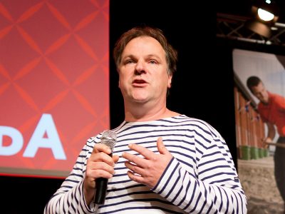 hans-spekman-pvda2 hans spekman pvda slobbertrui voorzitter