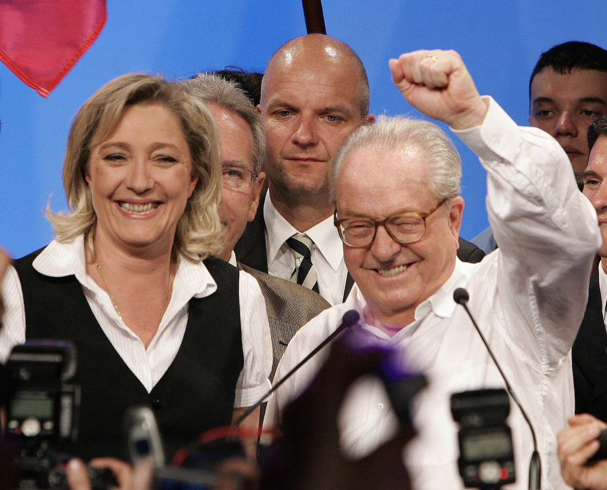 Jean-Marie Le Pen (rechts) en zijn dochter Marine. Foto: EPA