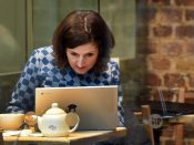 2016-01-14 13:16:45 epa05101506 A customer uses the internet at a coffee shop in London, Britain, 14 January 2016. Coffee shops with public wifi networks may be obliged to store internet data for up to a year under new snoopers charter laws, the UK government has said. EPA/ANDY RAIN