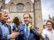 2017-06-20 00:00:00 DEN HAAG - Lodewijk Asscher (PVDA) arriveert op het Binnenhof voor een gesprek met informateur Herman Tjeenk Willink. ANP BART MAAT
