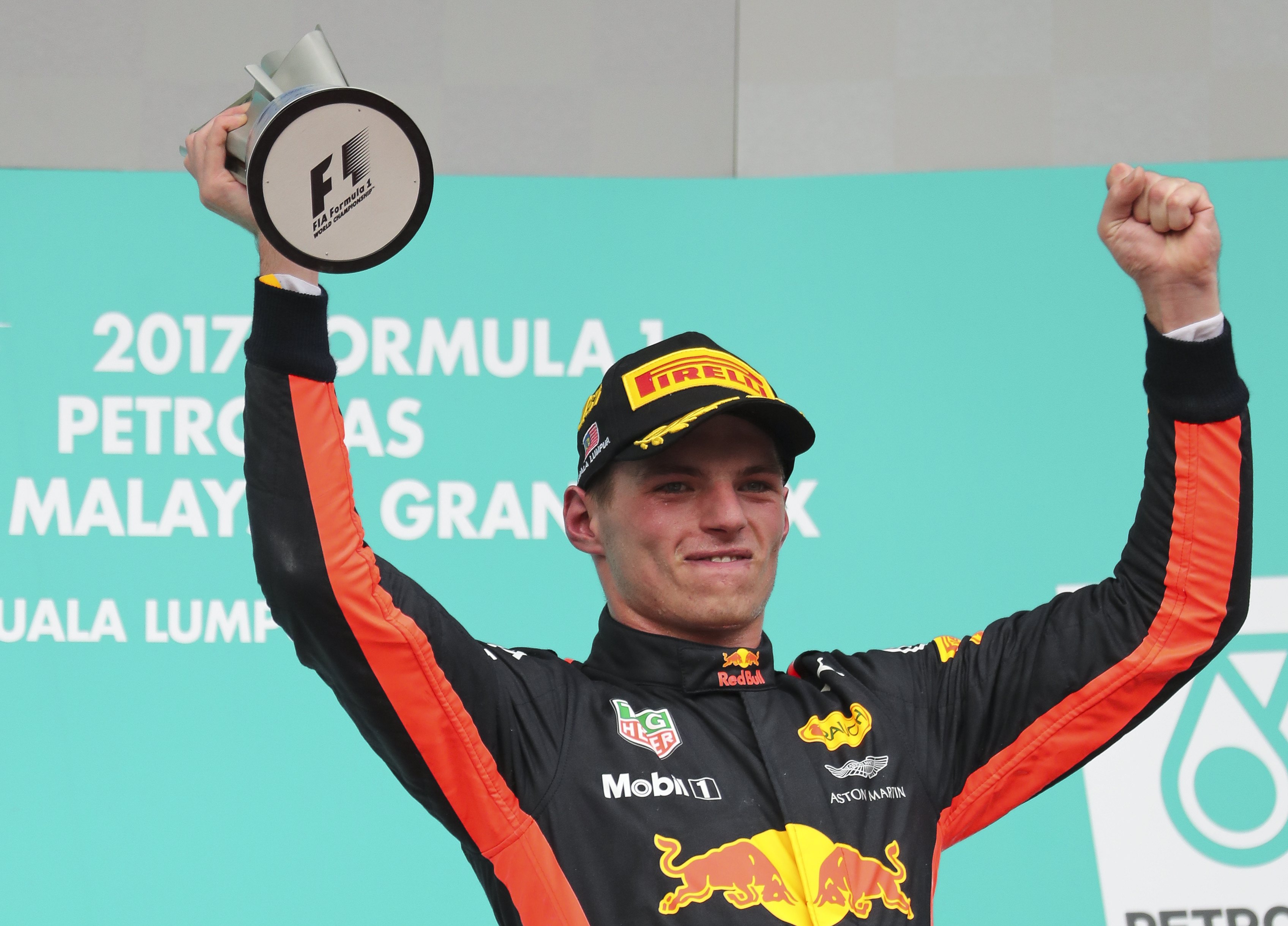 Dit verdient Max Verstappen, de meeste succesvolle Nederlandse F1