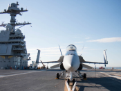 Het vliegdek van de gloednieuwe USS Gerald R. Ford. Foto: Daniel Brown / Business Insider