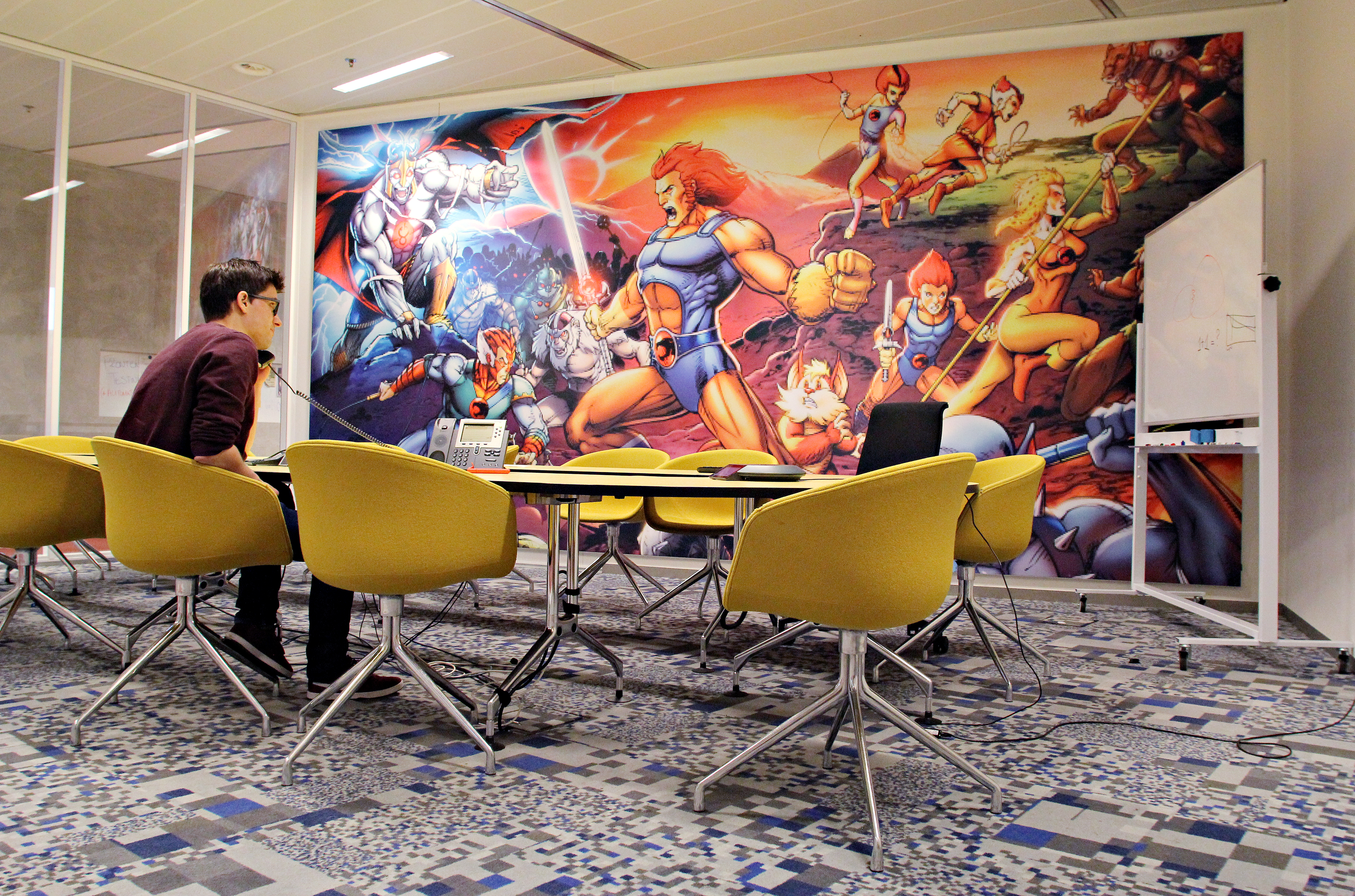 Booking.com-Meeting-Room-2