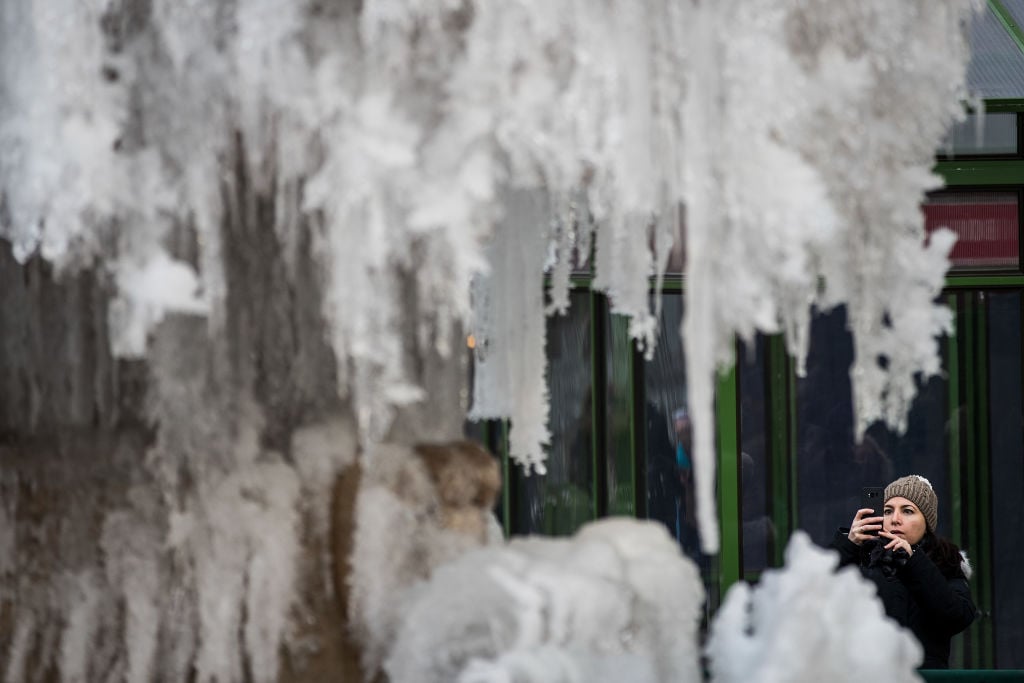 Photos Show How A Winter ‘bomb Cyclone’ Pummeled New York City With ...