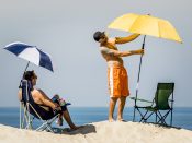 zomertijd strand hitte