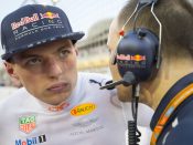 max verstappen bahrein pech auto terugduwen pitstraat