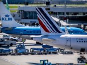 Vliegtuigen van Air France en KLM op luchthaven Schiphol.