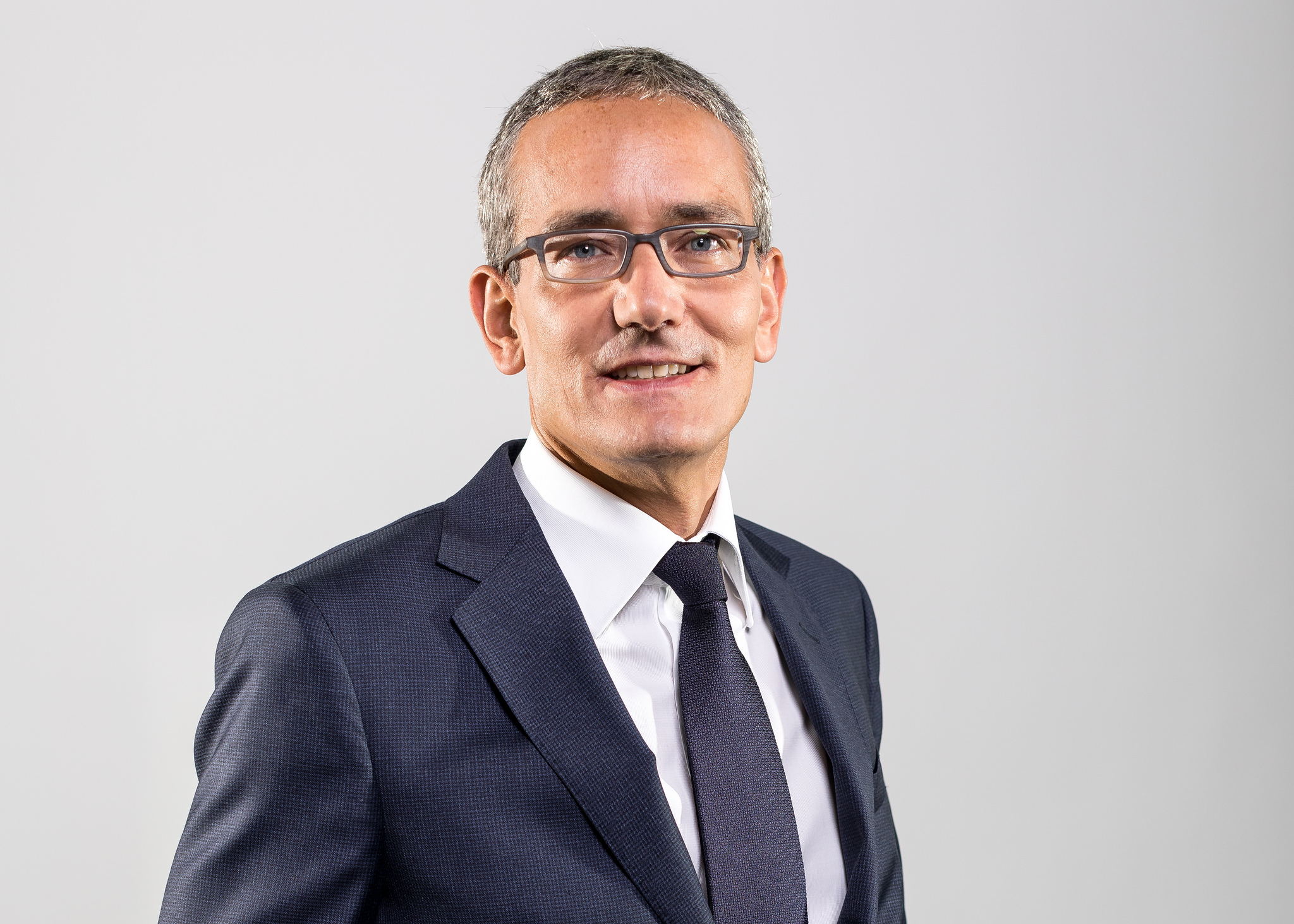 CEO Maximo Ibarra van KPN