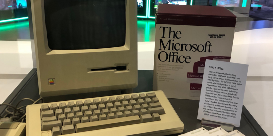 apple macintish microsoft redmond steve jobs bill gates rivaliteit