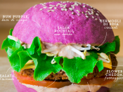 De Cherry Bomb met kersenextract in het broodje voor de roze kleur. Foto: Flower Burger