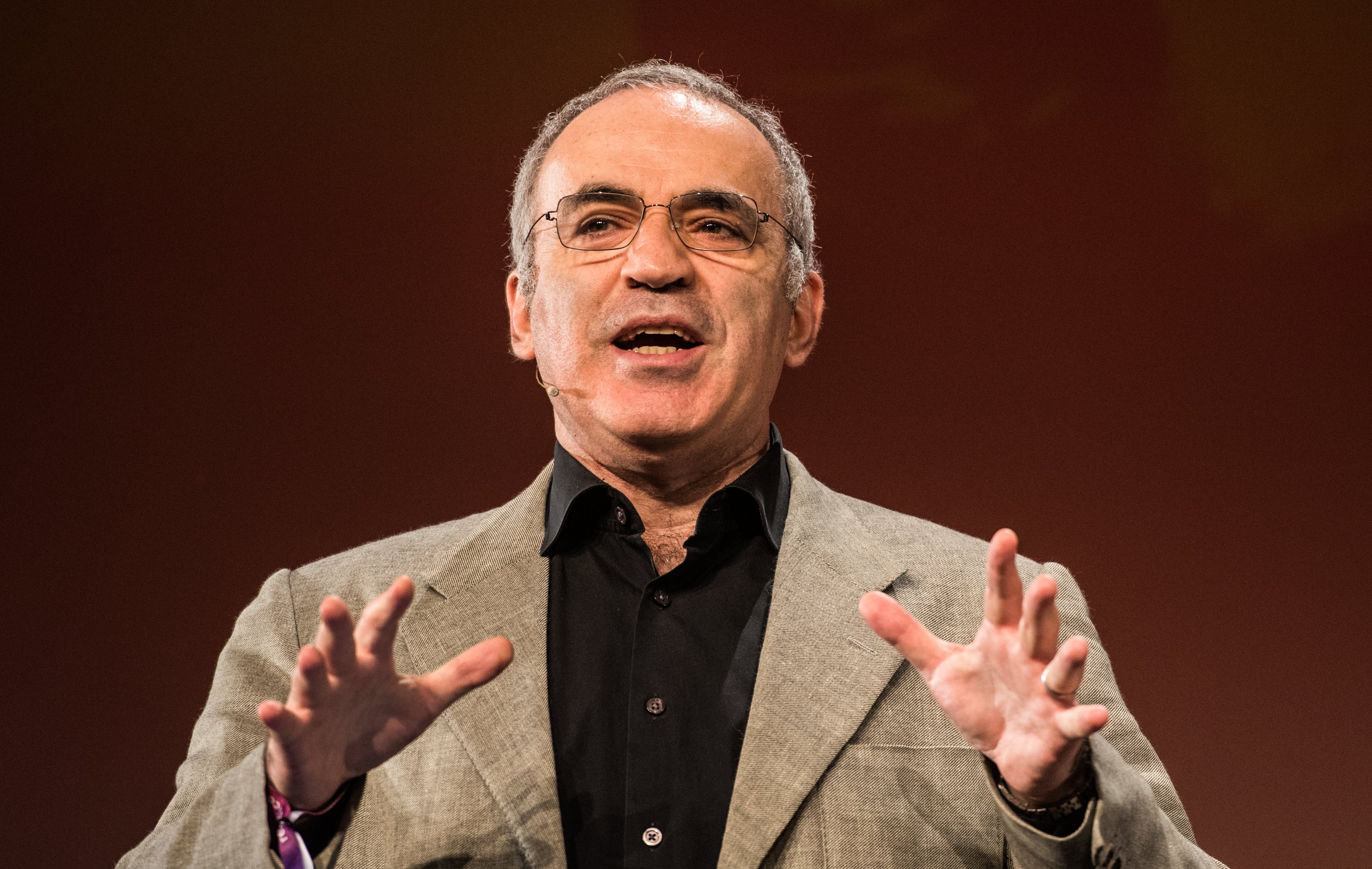 Gari Kasparov waarschuwt voor slimme apparaten